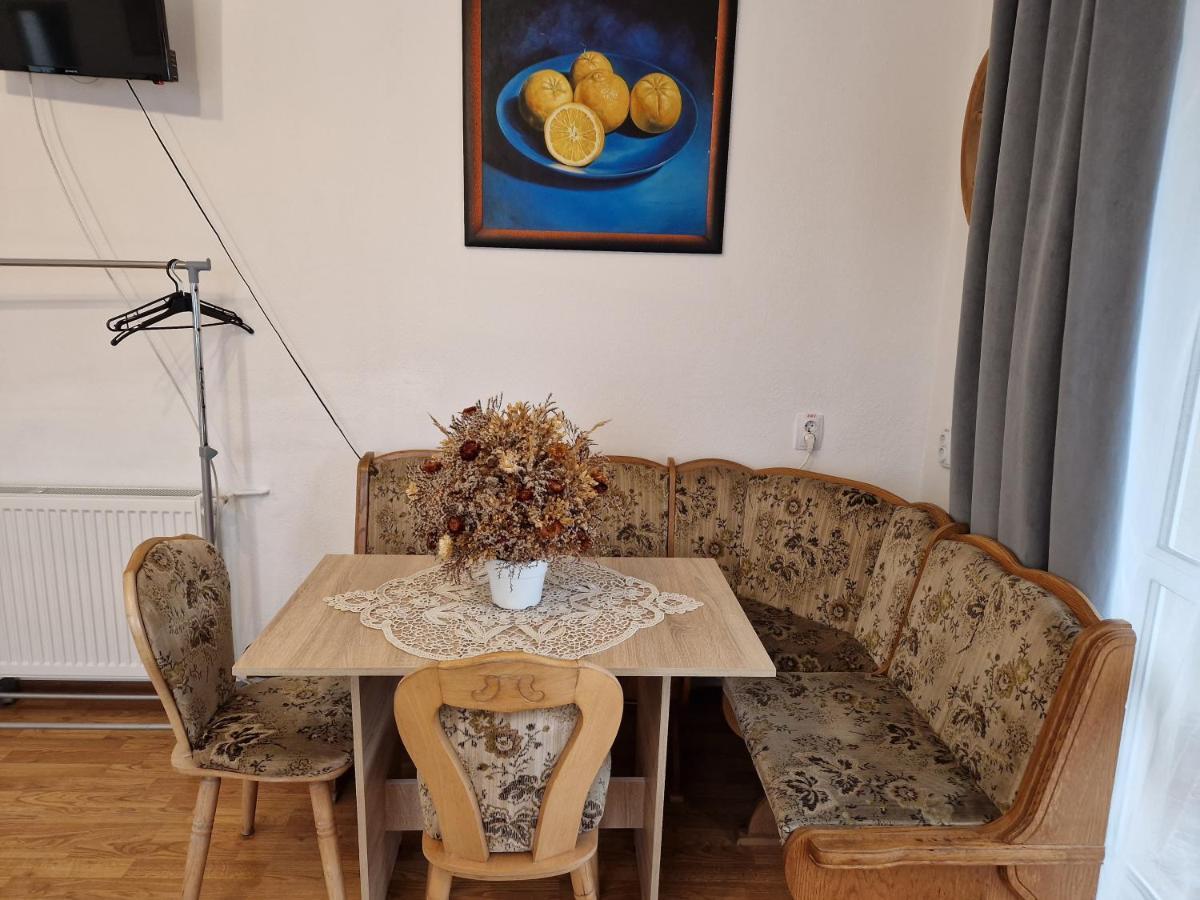 Готель Sepsi Relax Сфинту-Ґеорґе Екстер'єр фото